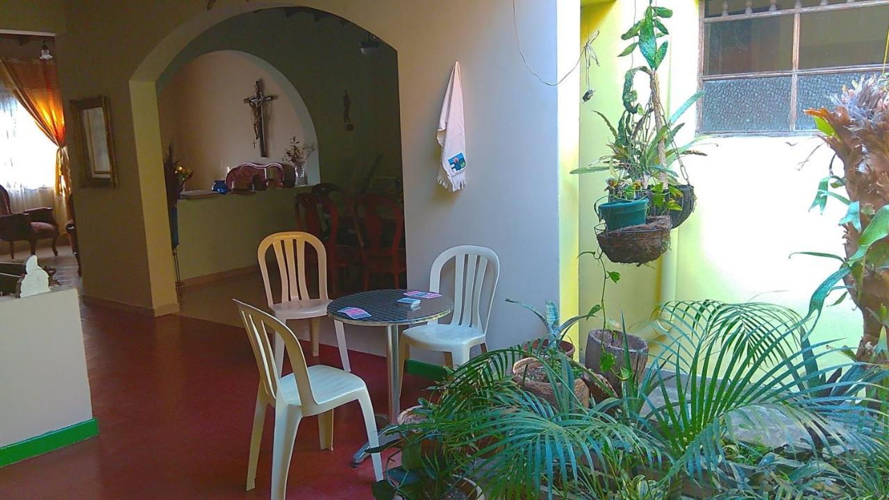Casa Luna -Estrategica Ubicacion- Медельин Экстерьер фото